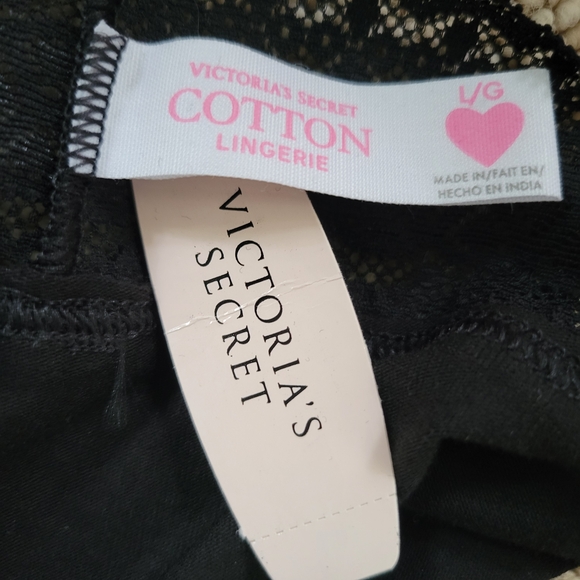 Victoria's Secret Black and Purple Bottoms with Stretchy Comfort - Picture 6 of 7